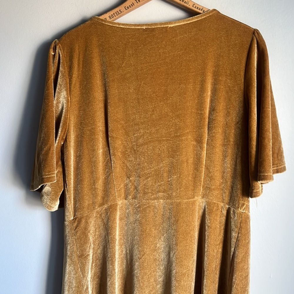 NEW Baltic born Meghan Velvet Wrap Maxi Dress - Picture 9 of 12